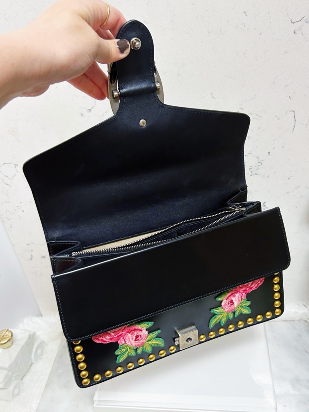 Authentic Gucci Limited Edition Blind For Love Dionysus Bag - Picture 9 of 14